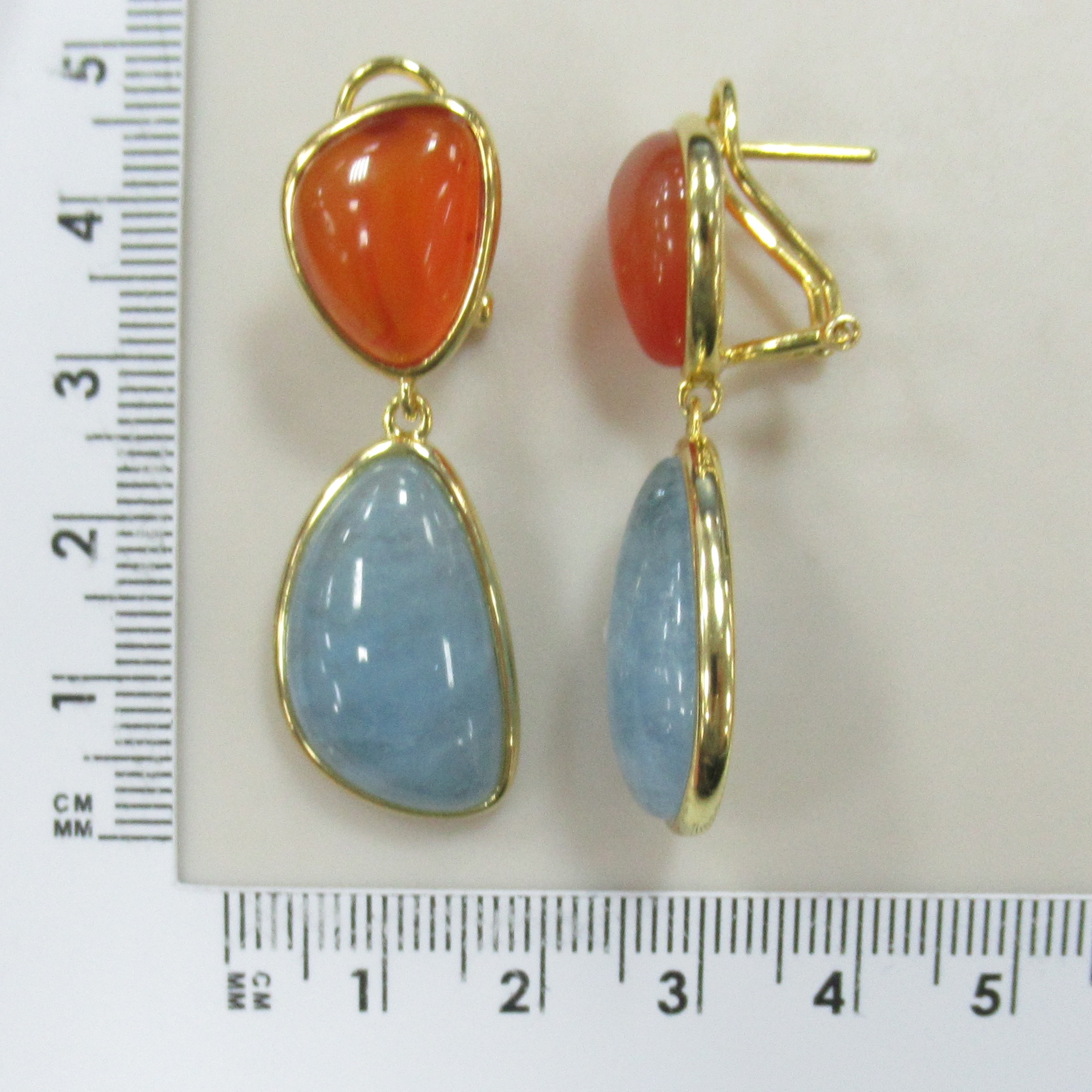 Серебряные серьги с аквамаринами и халцедонами